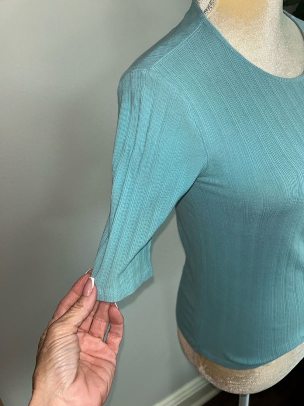NEW Vince Elbow Sleeve Women’s Ribbed Tee in Light Blue Sz S - Picture 2 of 5